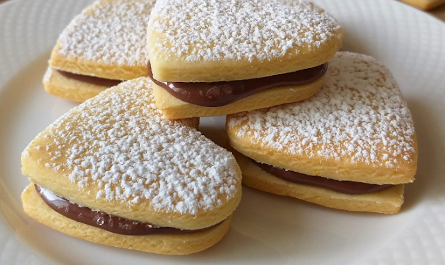 Gefüllte Nutella Kekse