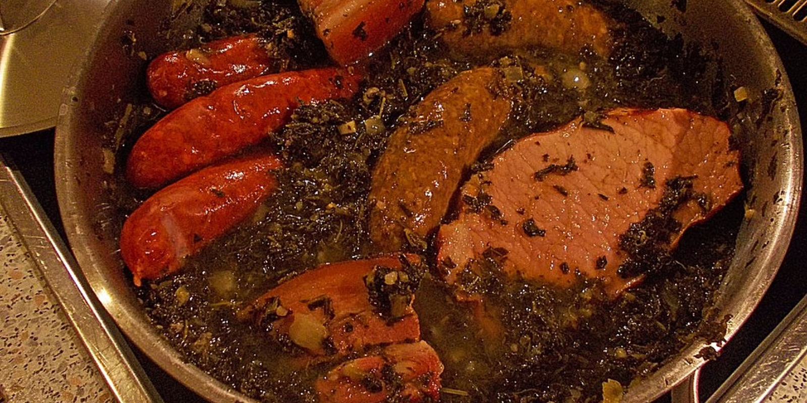 Grünkohl mit Kassler, Kochwurst und Pinkel