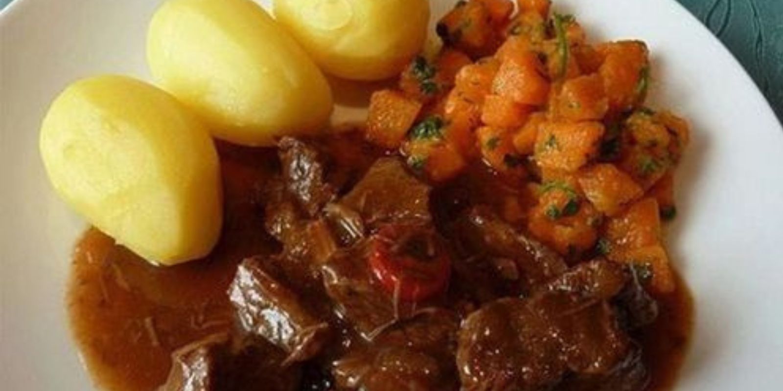 Gulasch nach Oma Magda