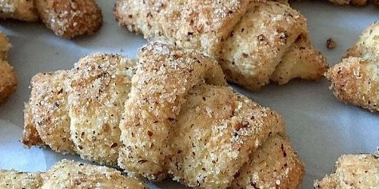 Haselnuss Hörnchen schmeckt hervorragend und wird dich begeistern