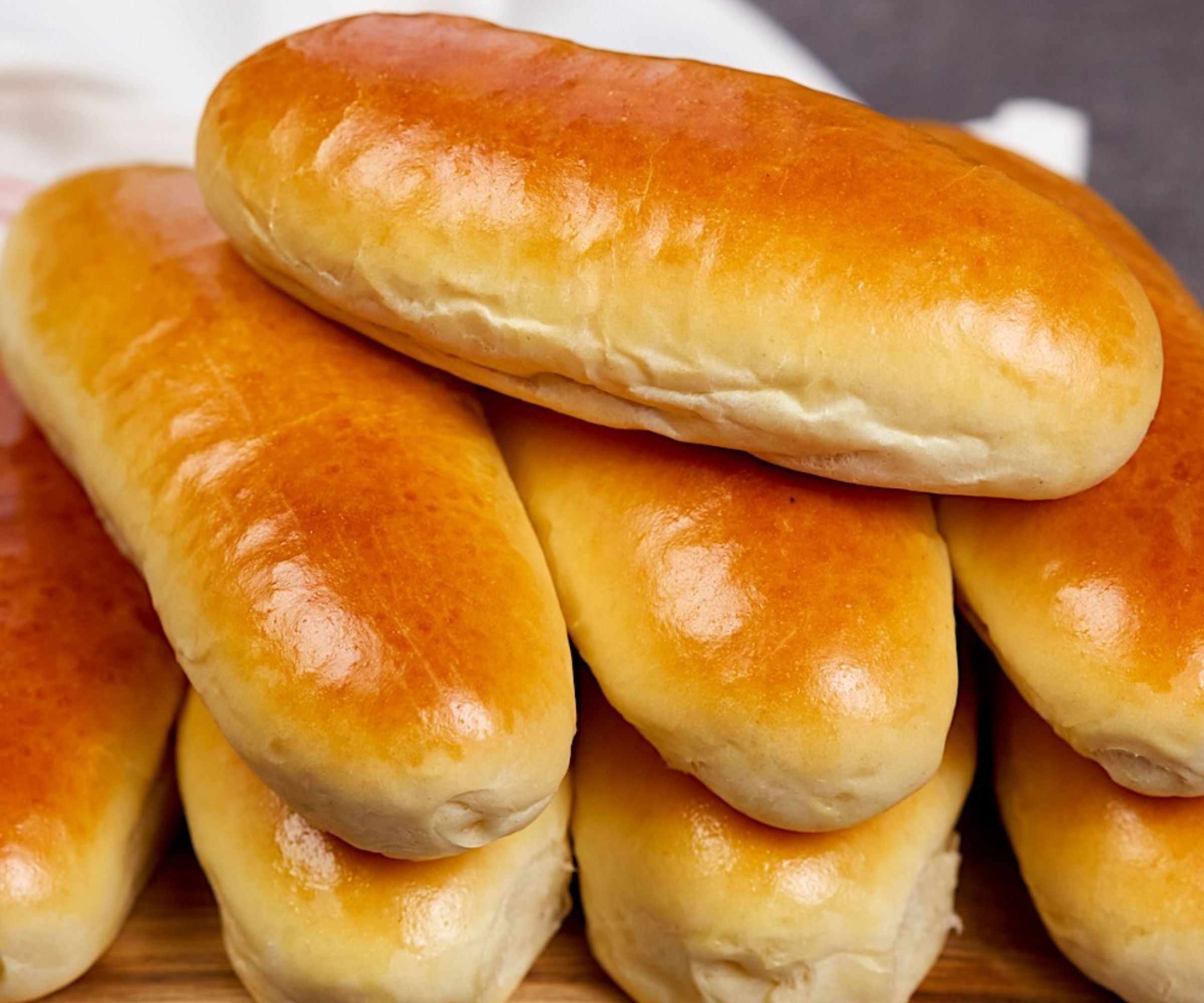 Hausgemachte Brötchen: Die Einfachheit von Genuss auf Ihrem Tisch