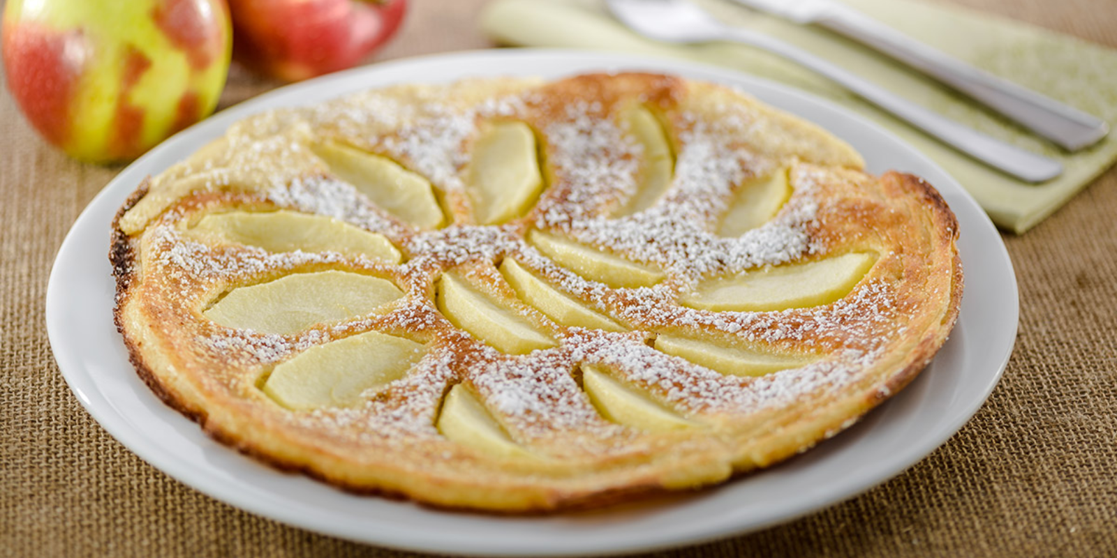 Hefepfannkuchen mit Apfel
