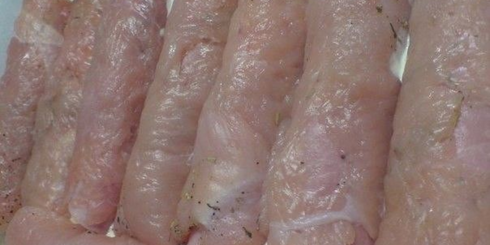 Hähnchenrouladen in Sahnesoße mit Schinken und Käse überbackenl