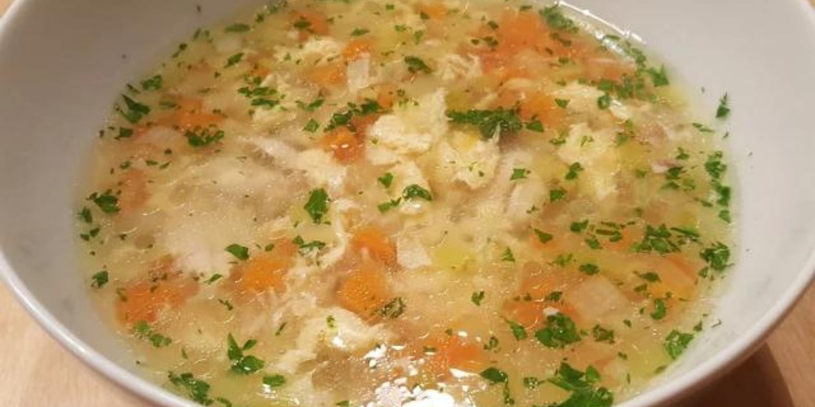 Hühnersuppe