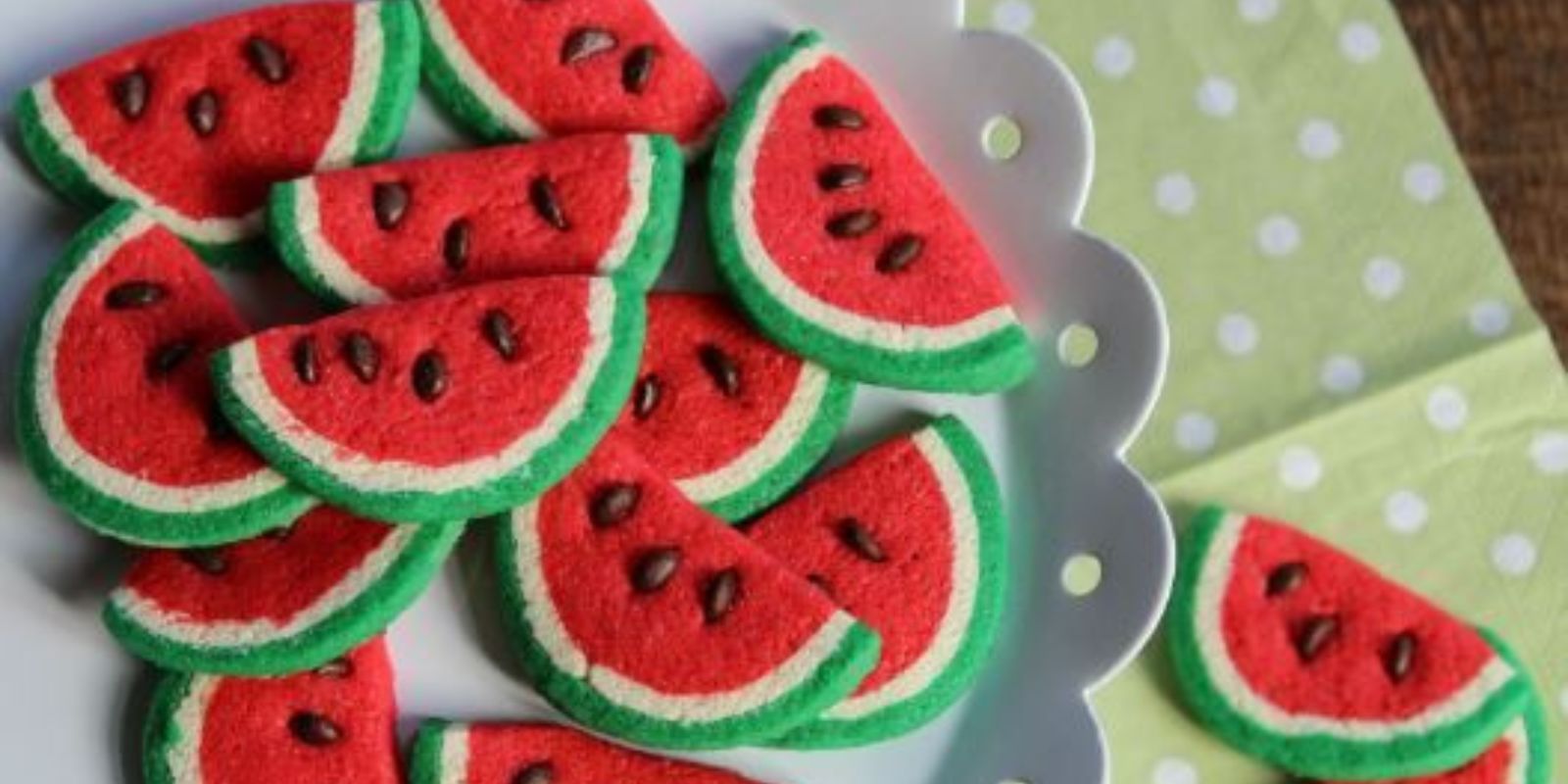 Hier ist ein erfrischendes Rezept für Wassermelonen-Zuckerkekse: