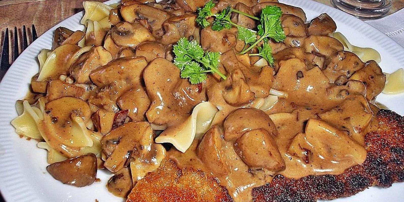 Jägersauce, besser als im Restaurant und so einfach gemacht