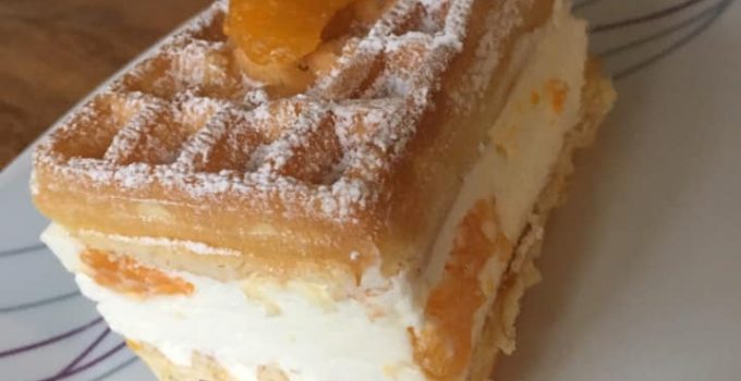 KÄSE-SAHNE SCHNITTEN