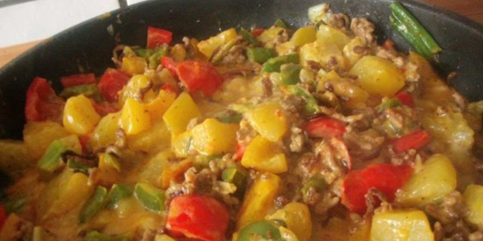 Kartoffel Paprika Pfanne mit Hackfleisch