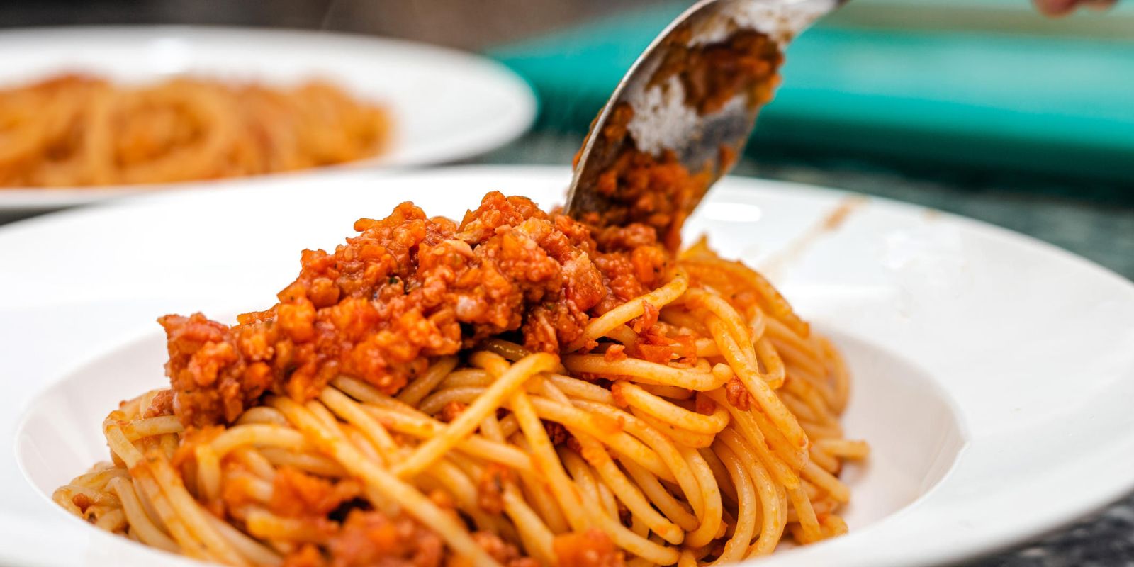 Klassische Spaghetti Bolognese – Italienischer Genuss auf dem Teller