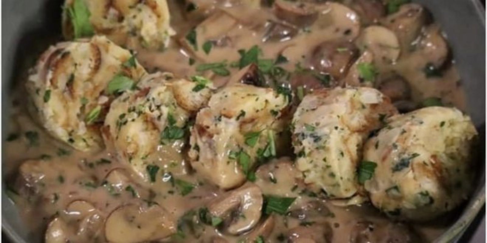 Knoblauch Champignons in leckere Rahmsoße