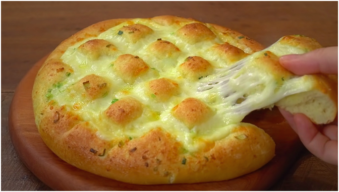 Knoblauch-Mozzarella-Brot – Lecker!