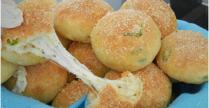 Knoblauch Mozzarella Brötchen