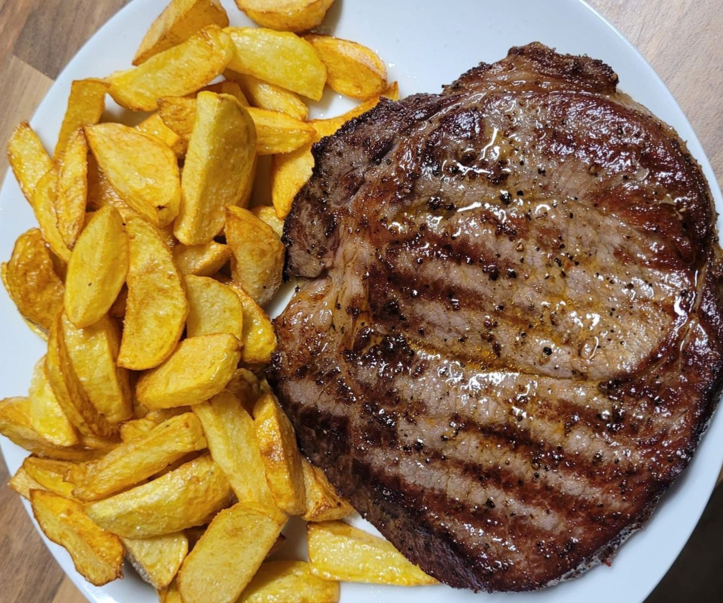 Knoblauch ein ganzes Jahr lang immer frisch und intakt: Diesen Trick kennen in der Küche nur Köche