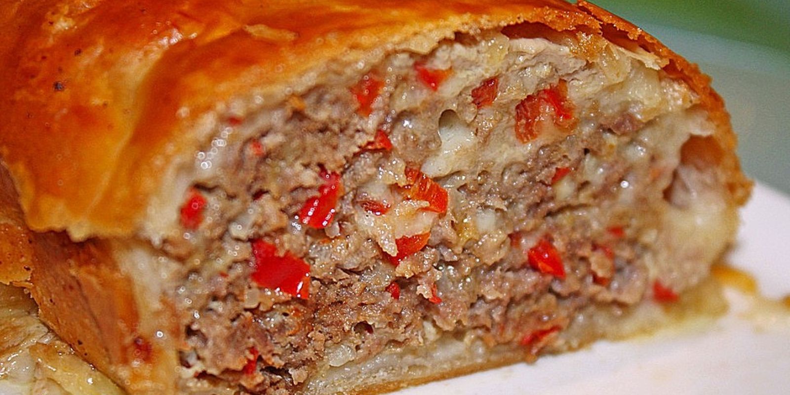 Käse Hackbraten in Blätterteig