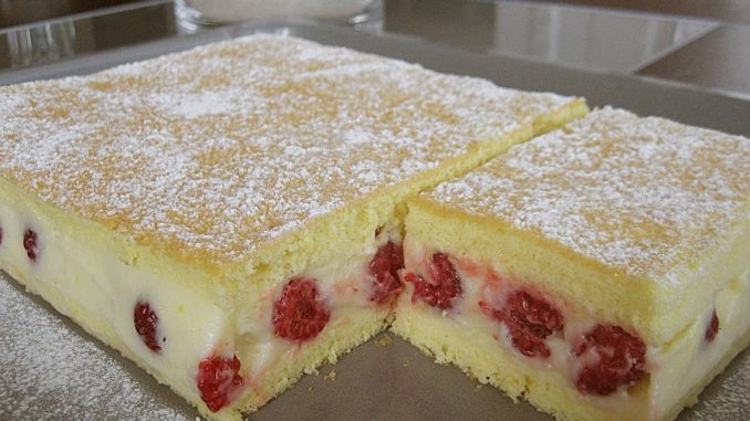 LIMONEN SCHNITTEN MIT HIMBEEREN