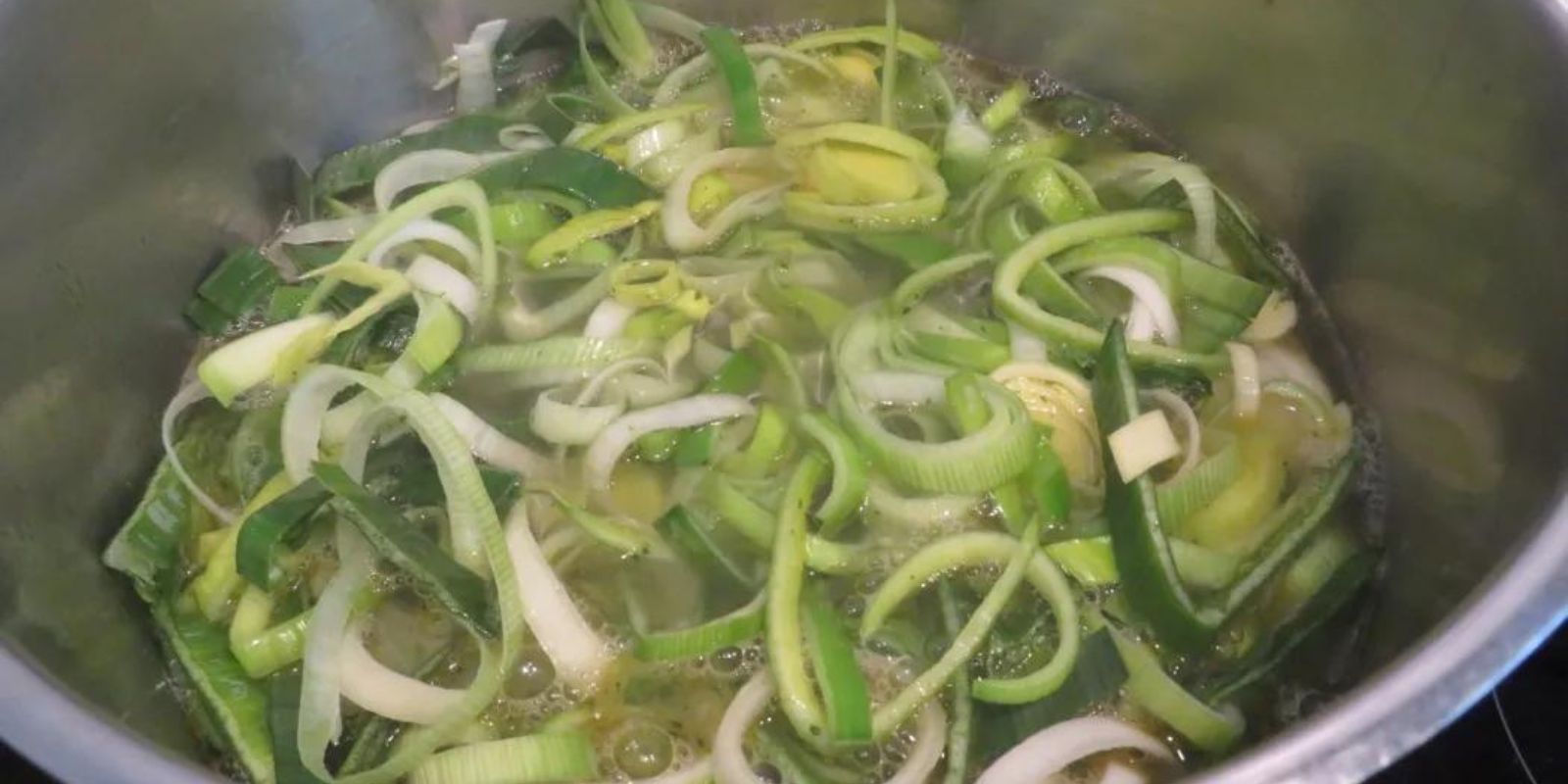 Lauch Hackfleisch Suppe in nur 30 Minuten fertig auf dem Tisch