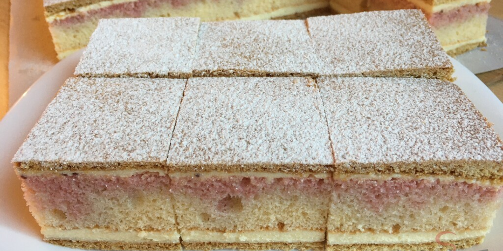 Leckere Punsch-Schnitten mit Vanillecreme