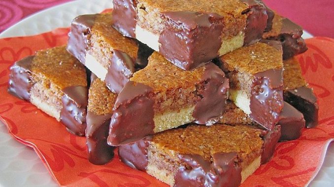 MARZIPAN – NUSSECKEN