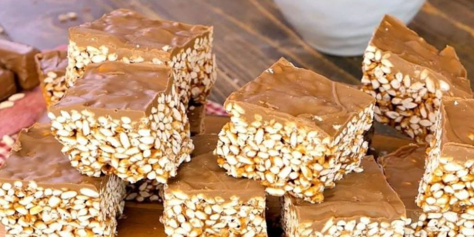 Mars und Puffreisquadrate: eine im Handumdrehen zubereitete Delikatesse!