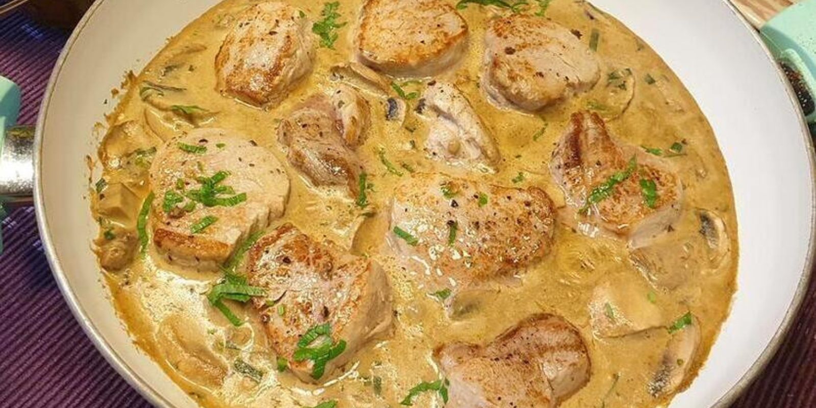 Medaillons in Pilzrahmsosse wie aus dem Restaurant