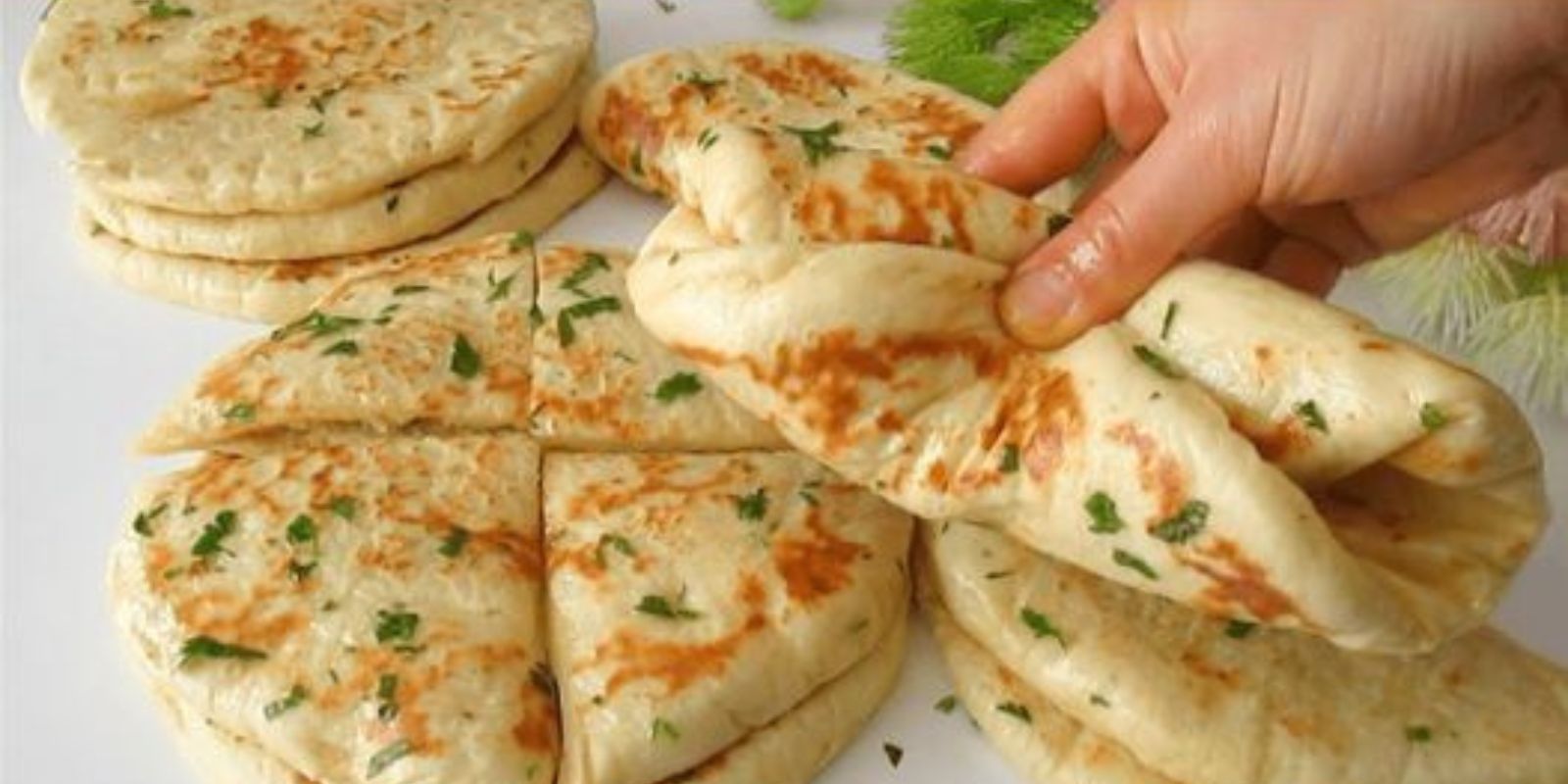 Mega weiche Knoblauchfladen in 10 Minuten