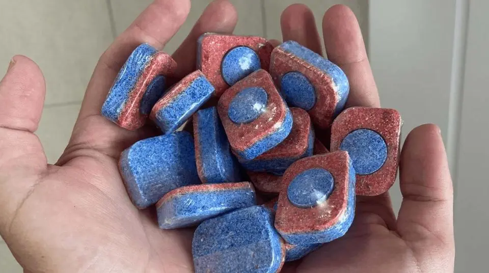 Meine Schwiegermutter kauft diese Tabletten, auch wenn sie keine Spülmaschine hat