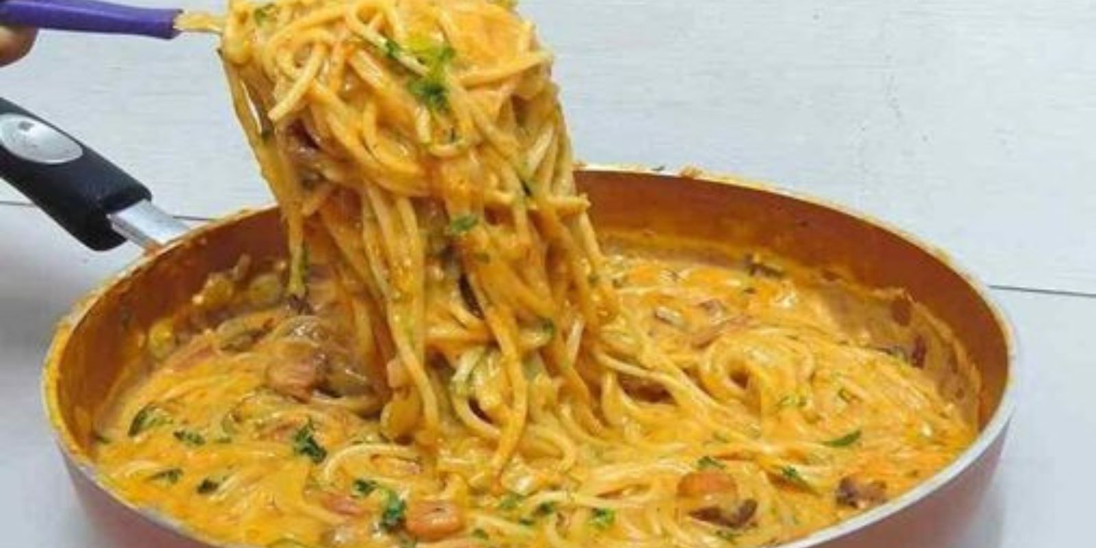 Mhmmmm unglaublich LECKER! Champignons Spaghetti aus der Pfanne