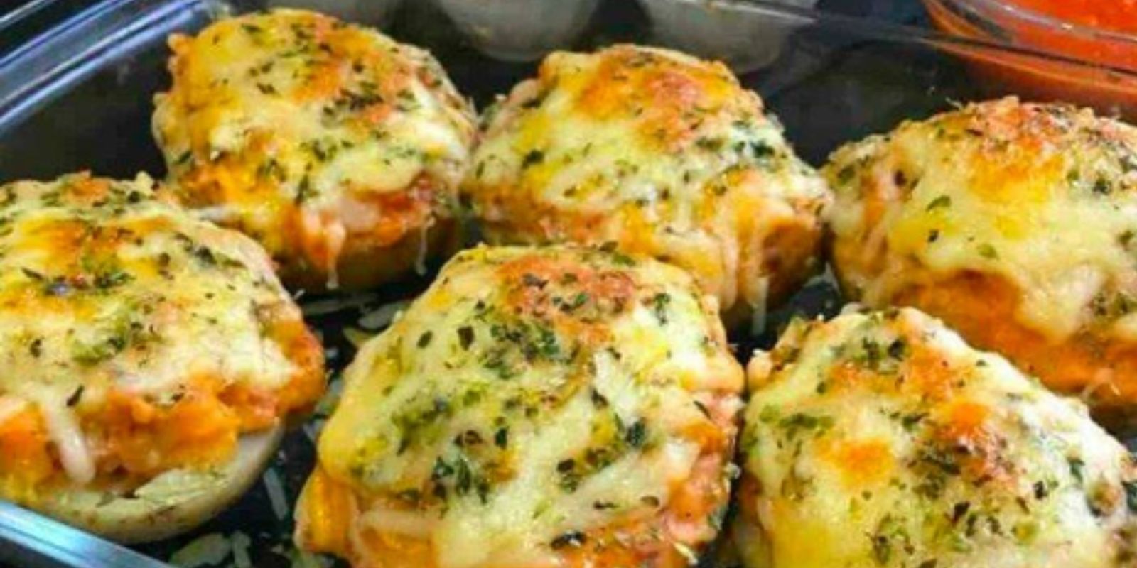 Mit Thunfisch gefüllte Kartoffeln, einfaches, schnelles und leckeres Rezept