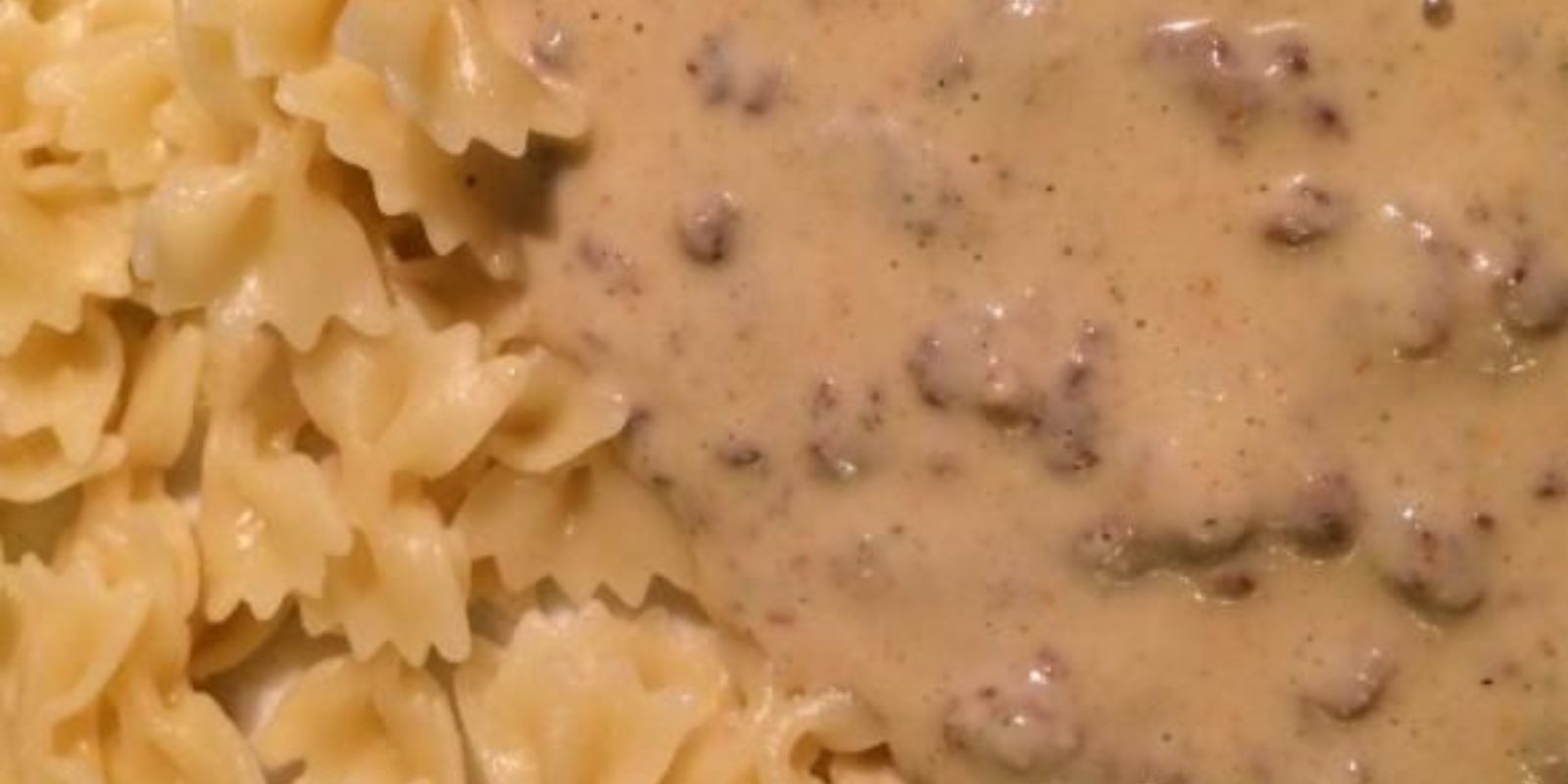 Nudelpfanne mit Gehacktes und Pilzen