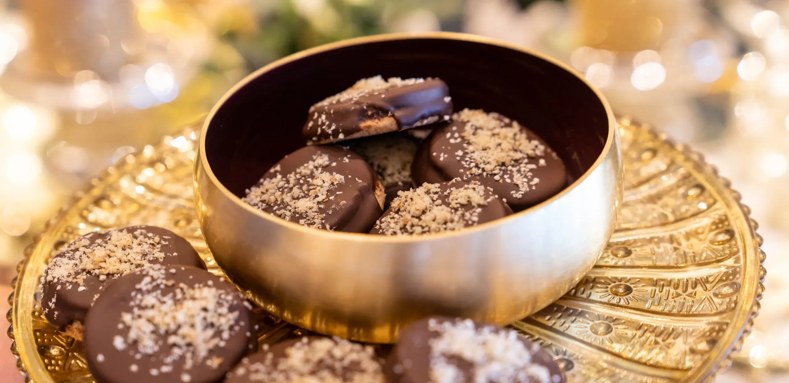 Nusskekse mit Marzipan