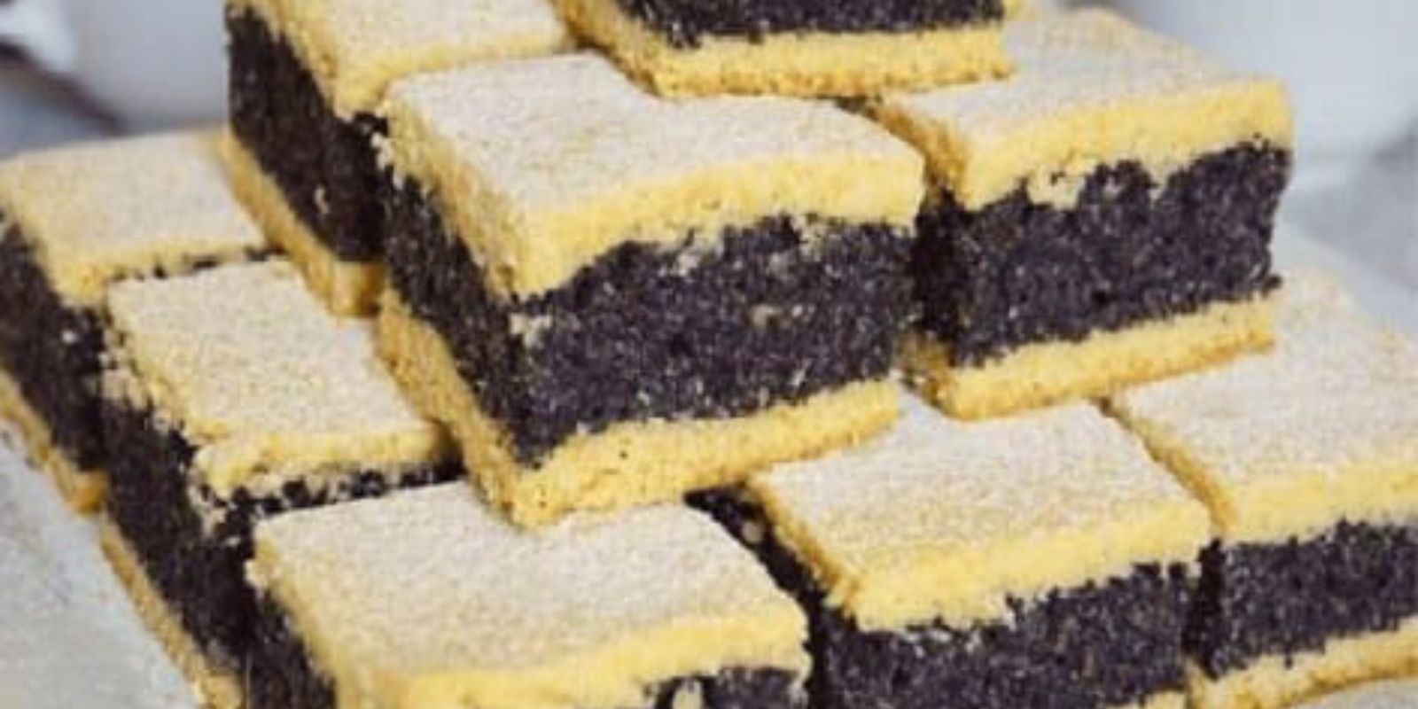 Omas Mohnkuchen, bereite ich mindestens einmal im Monat