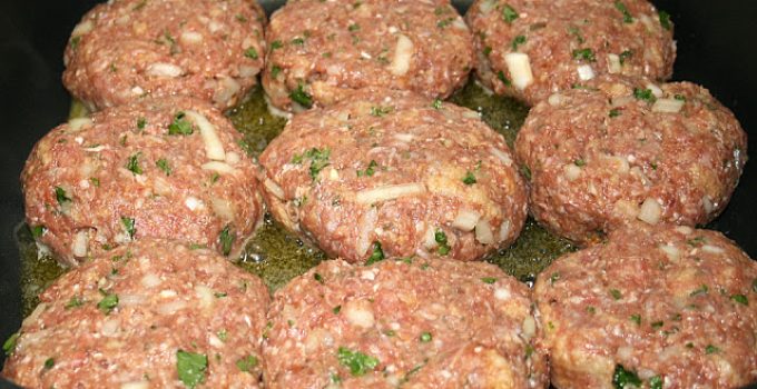 Omas beste Frikadellen