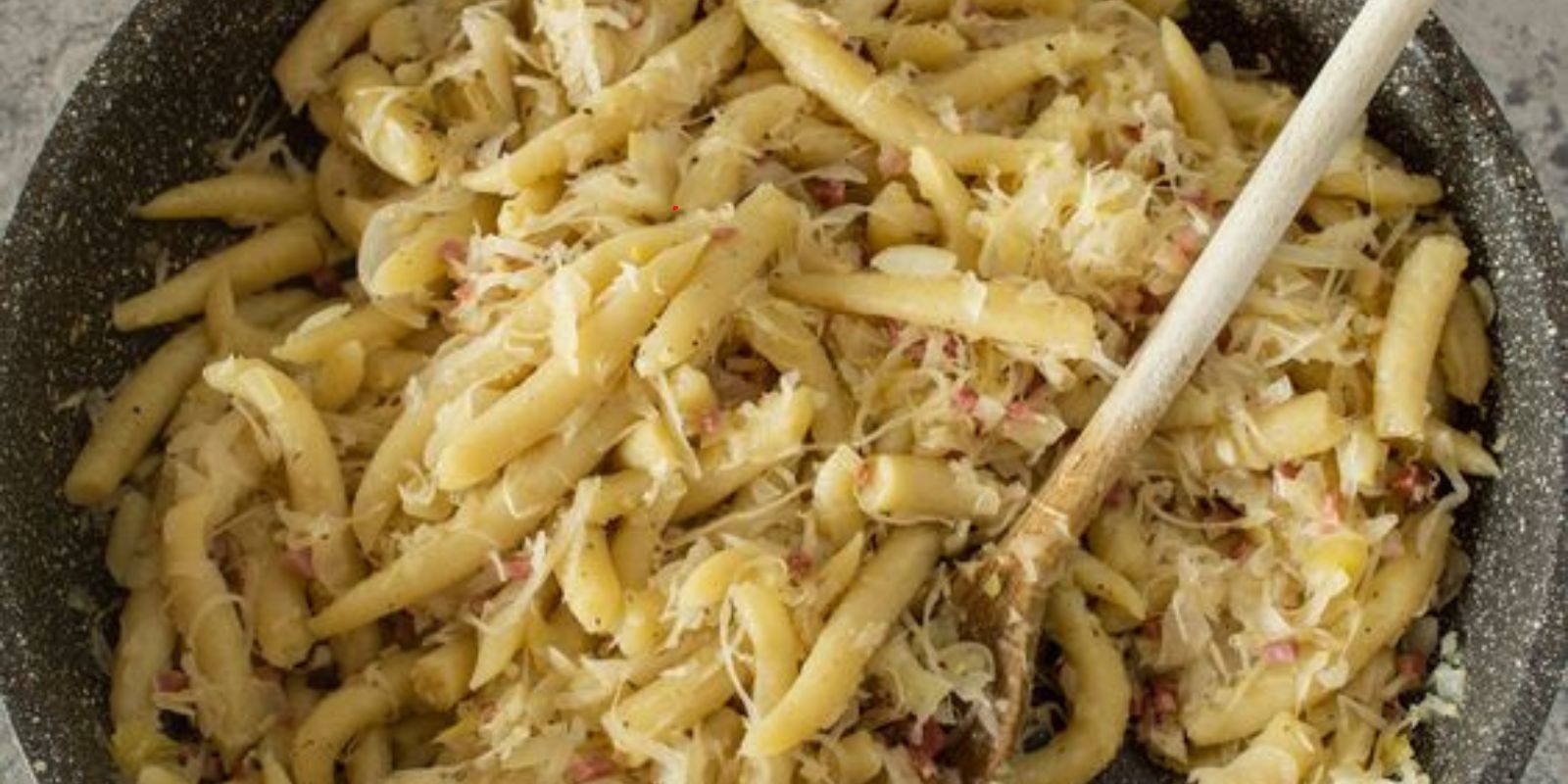 Polnische Krautnudeln