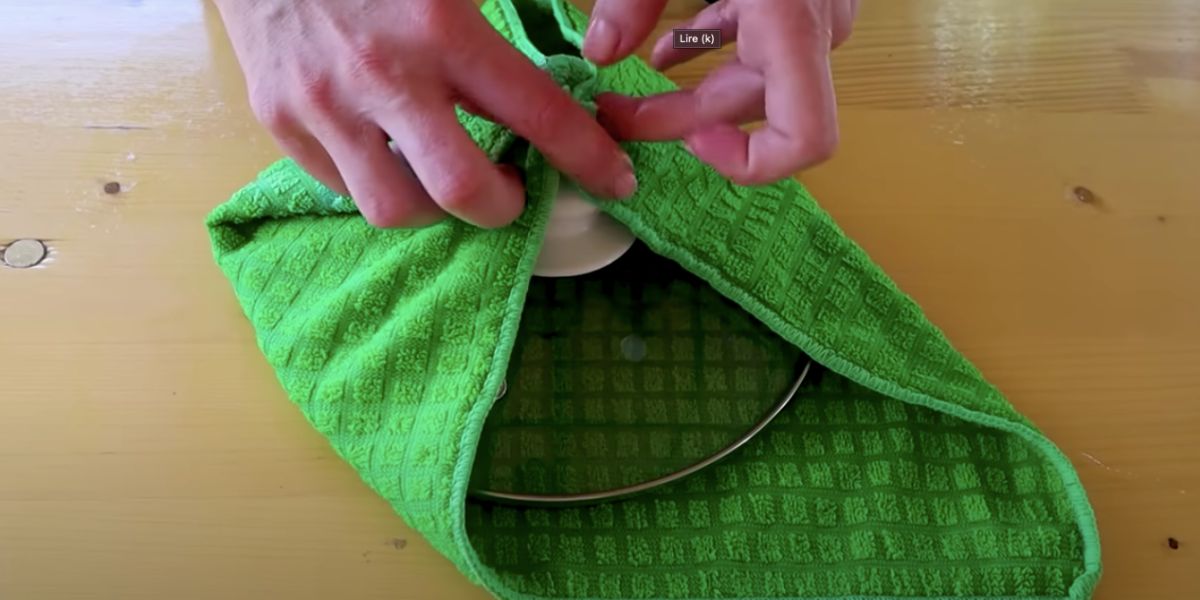 Reinigen Sie Ihren gesamten Teppich in wenigen Minuten – Er wird mit diesem Trick wie neu glänzen