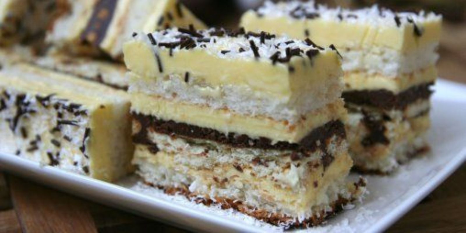 Rezept für Pudding-Butterkeks-Kuchen ohne Backen: Einfach, Lecker und Erfrischend