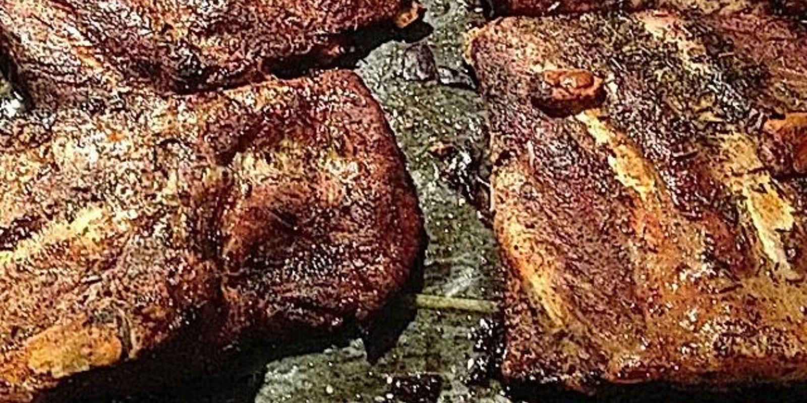 Rippchen mit Honig und Knoblauch