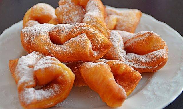 Russischer Rollkuchen