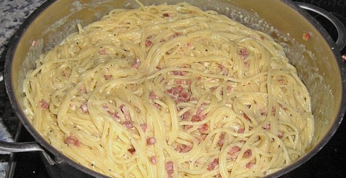 SPAGHETTI ALLA CARBONARA