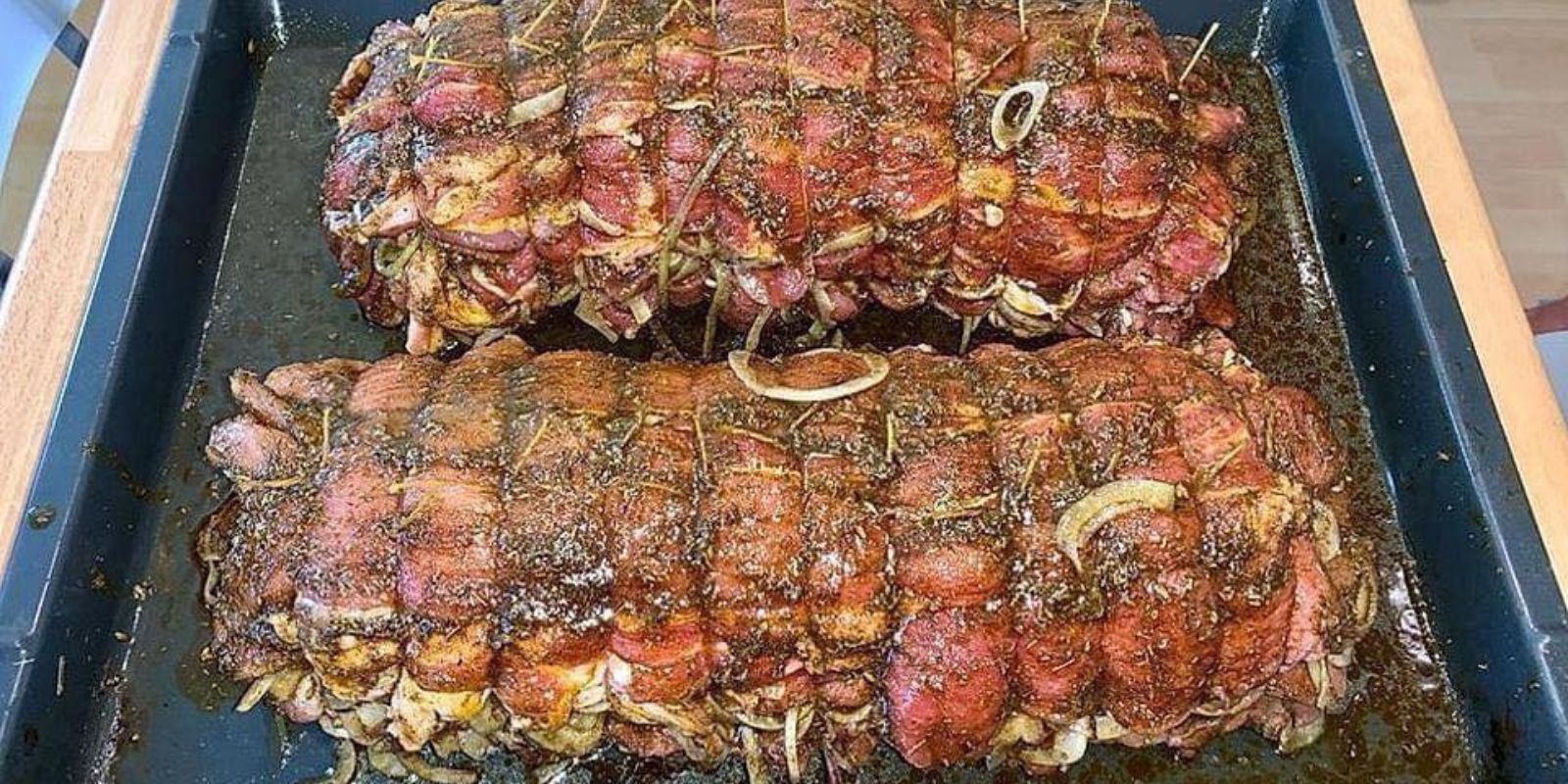 Saftiges Rezept für Fleisch, das im Mund zergeht! – Gyrosschichtbraten, schmort im Backrohr vor sich hin