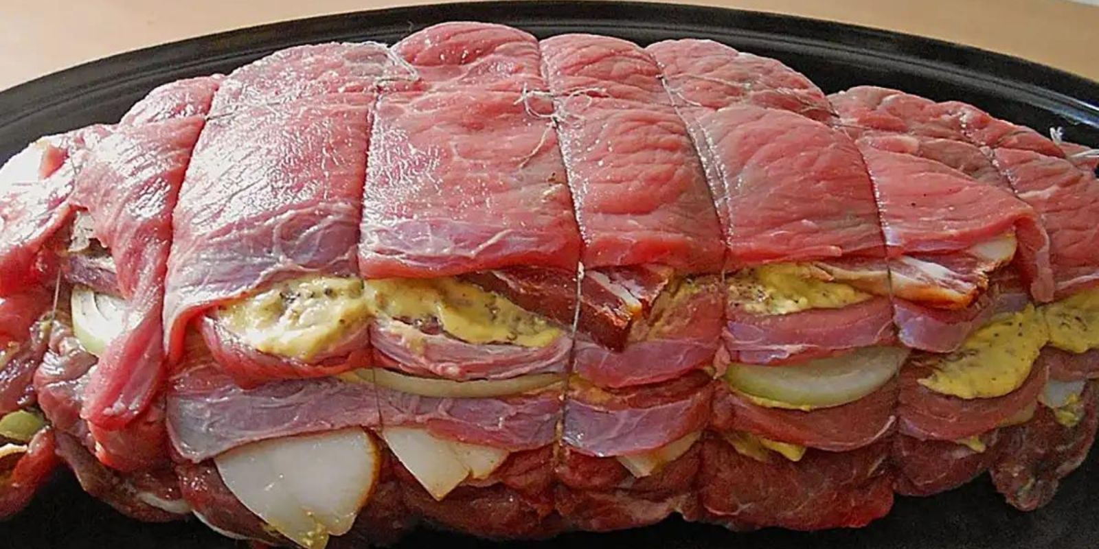 Schichtbraten in Senfsauce