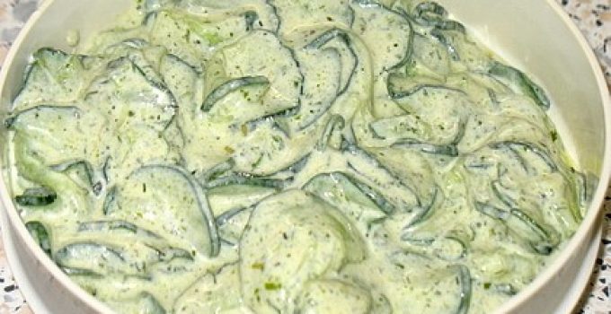 Schneller Gurkensalat