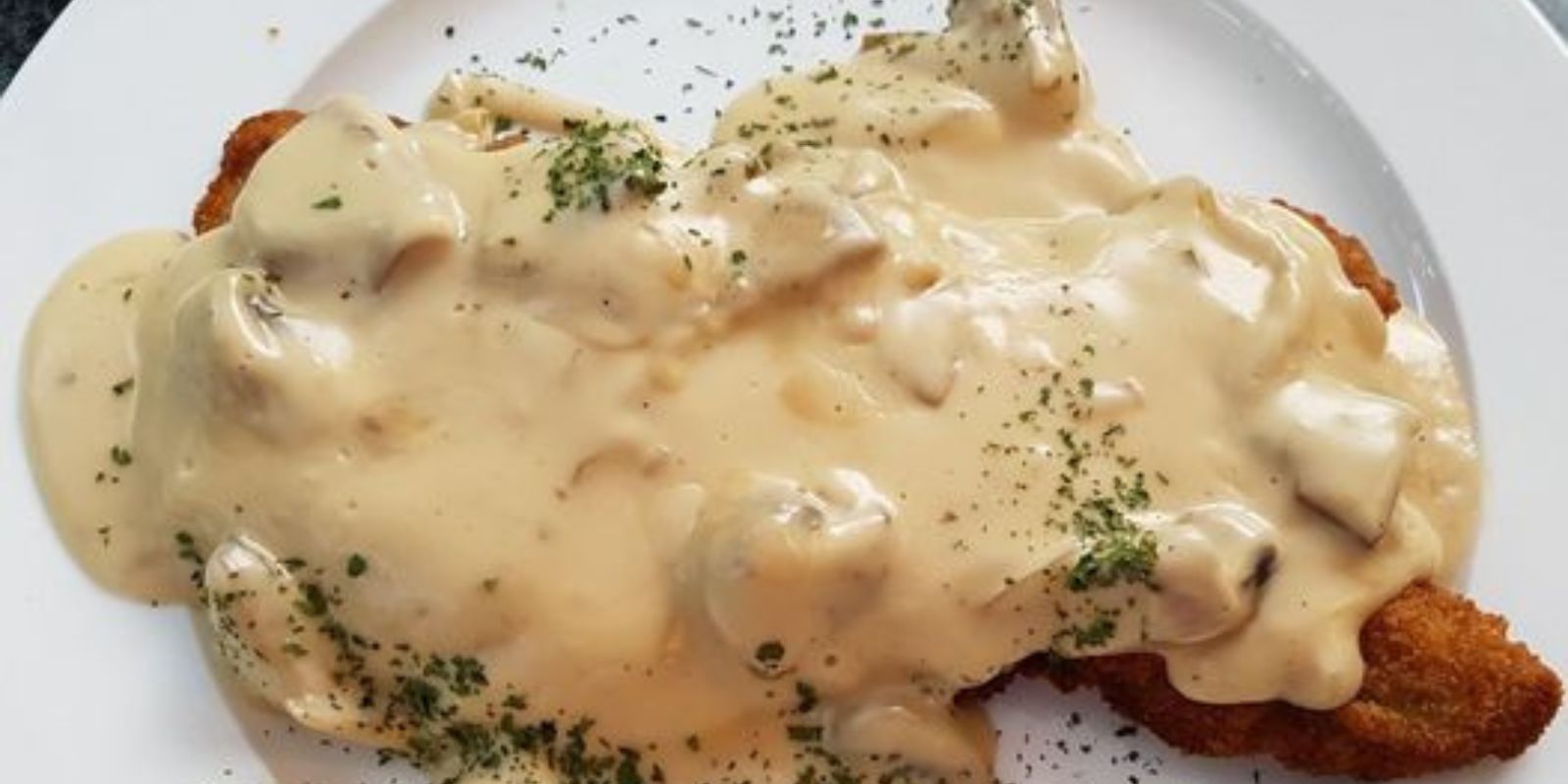 Schwarzwälder Jägersauce  Mit diesem Rezept bleibt vom Essen nichts übrig