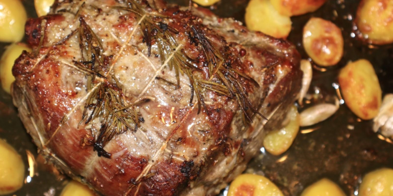 Schweinekrustenbraten, Schmilzt auf der Zunge!