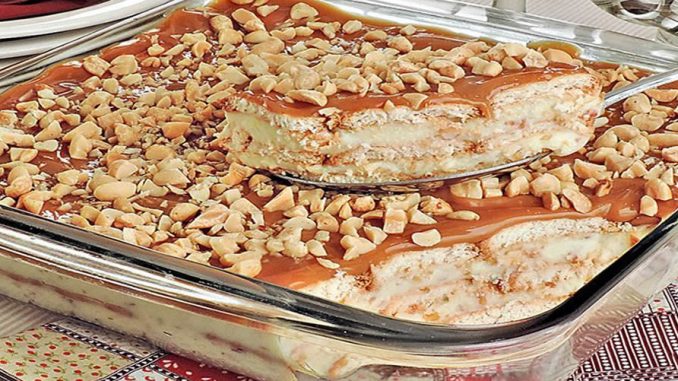 Sehen Sie, wie Sie köstlichen Kekskuchen zum Nachtisch zubereiten