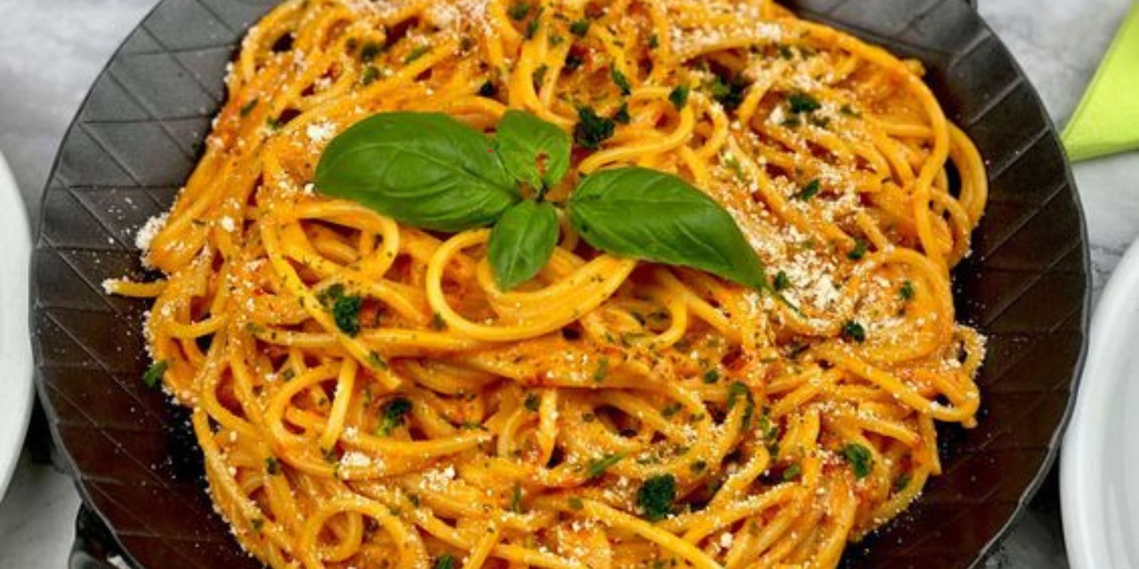 Spaghetti-Tomaten-Feta-Pfanne