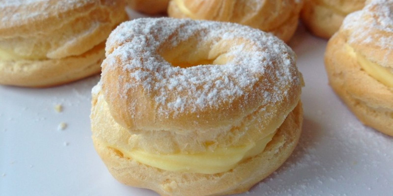 Spritzkuchen mit Eigelbcreme