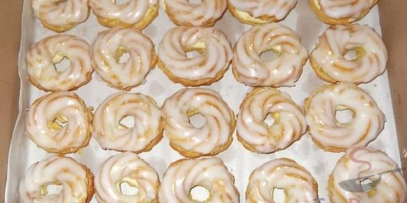 Spritzkuchen mit leichter Buttercreme