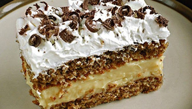 Unvergessliche Nuss-Cremeschnitten aus Ungarn