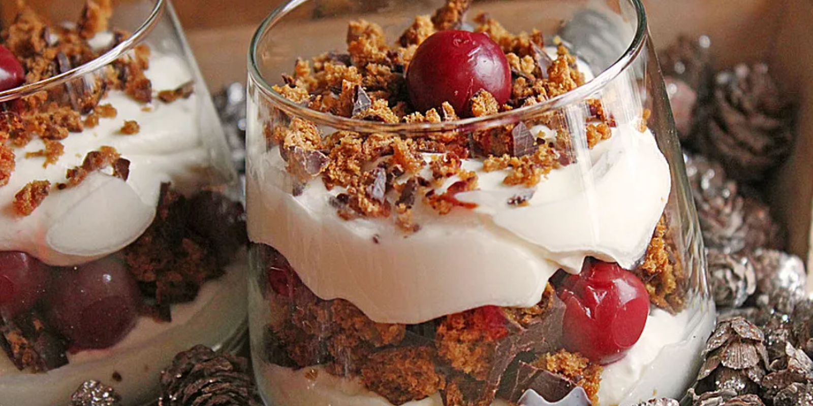 Weihnachtliches Schichtdessert