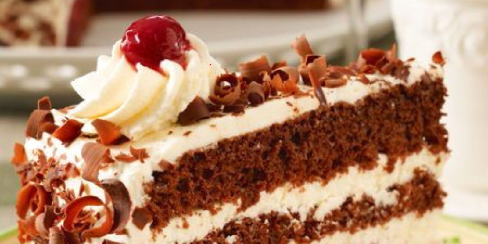 Wie kann ich eine köstliche Schwarzwälder Kirschtorte zu Hause zubereiten?